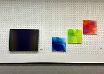 現代美術展会場