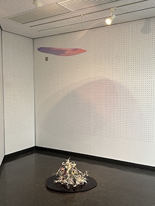 現代美術展会場